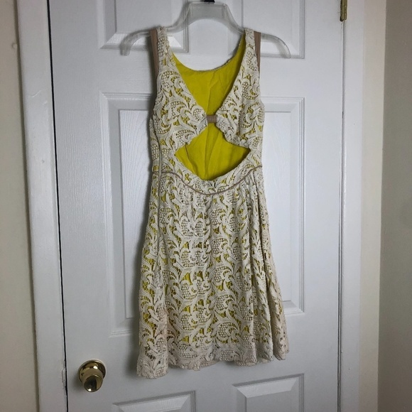 Greylin Valencia Yellow Lace Flare‎ Dress Women Size XS - Picture 4 of 8